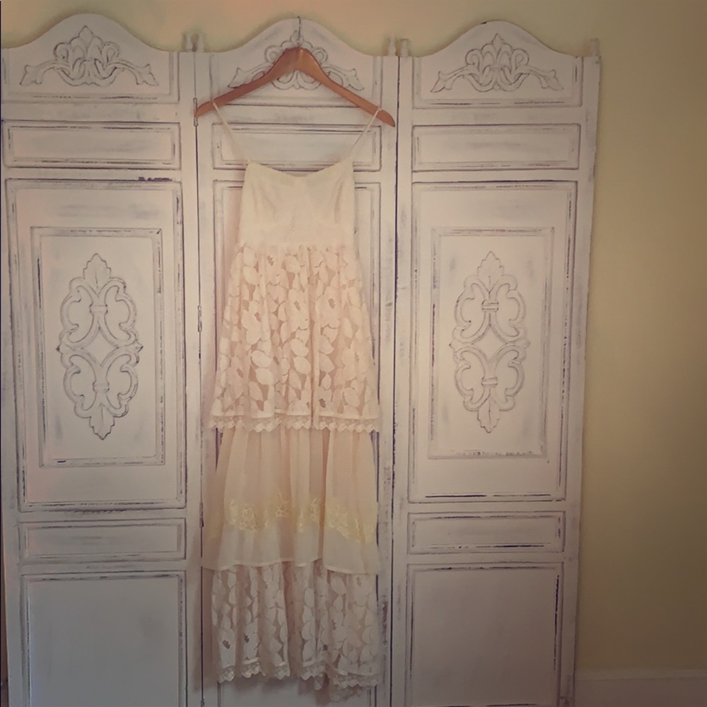 Lovely tiered cotton and lace maxi dress